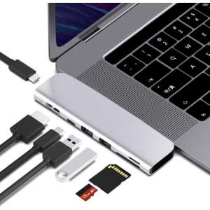 USB C Adapter Hub Macbook - 4K HDMI - (Micro)SD Kaart - 5K USB C - USB 3.1 - Zilver ClickHub